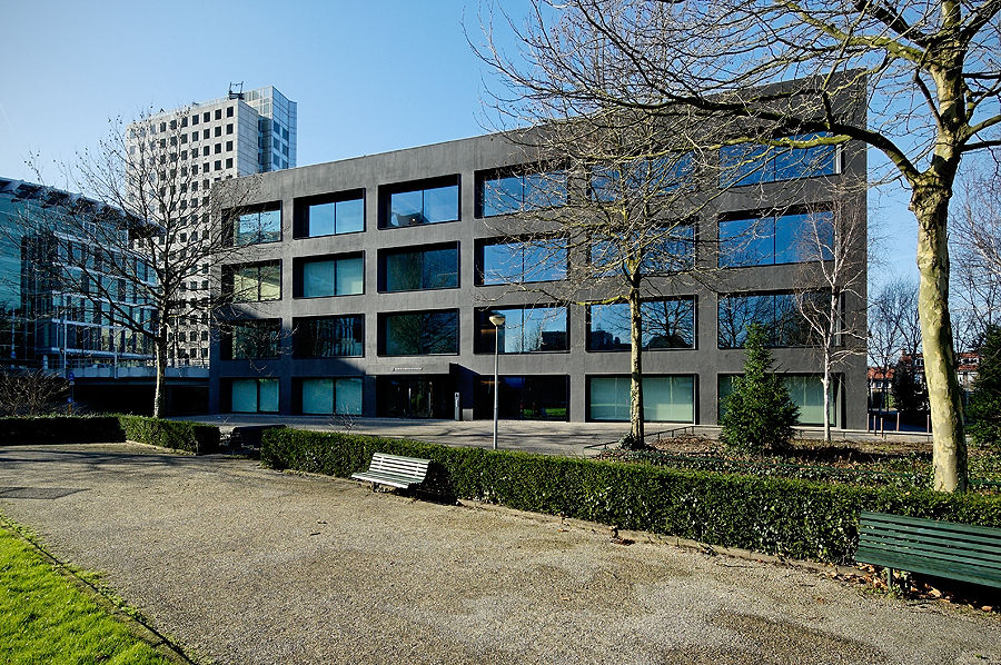 exterior Freshfields Bruckhaus Deringer Amsterdam